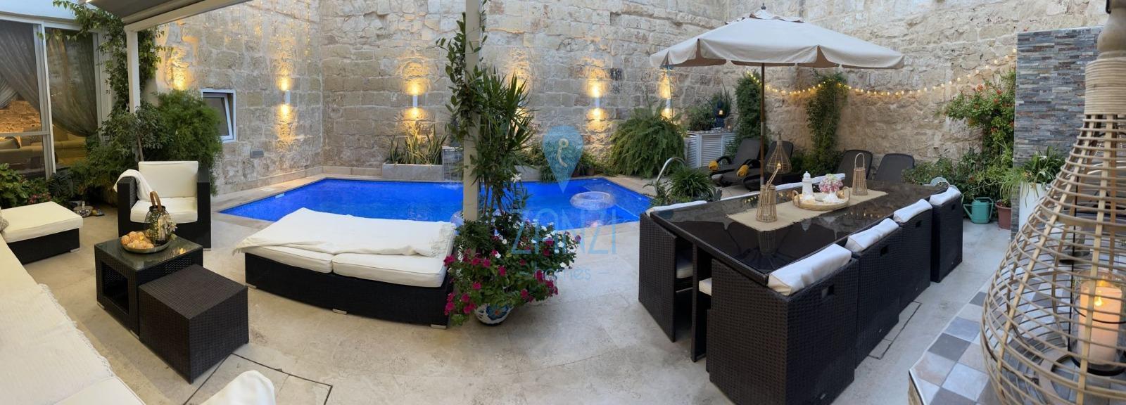 House of Character in Zabbar - REF 68500