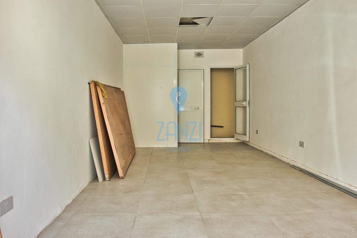 Retail / Shops / Clinics in Gozo - Sannat - REF 68581