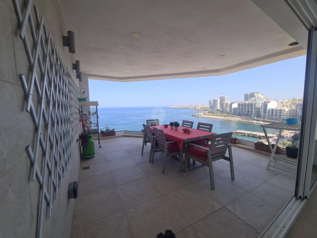 Apartment in Sliema - REF 69407