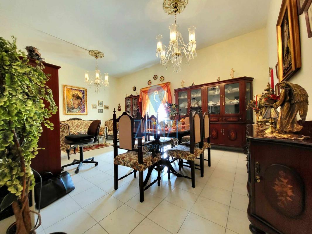 Apartment in Valletta - REF 69940