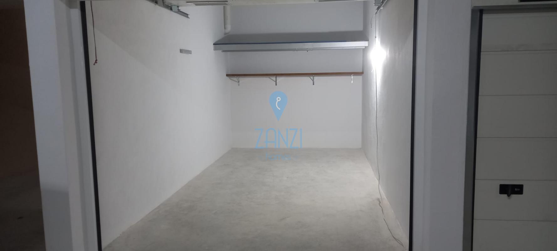Garage/Parking Space in Luqa - REF 70038