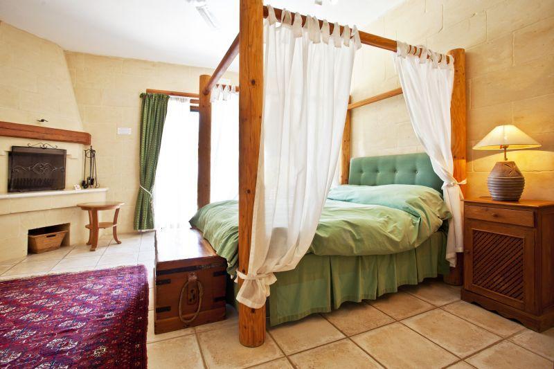 Property in Gozo - Ghasri - Image 9