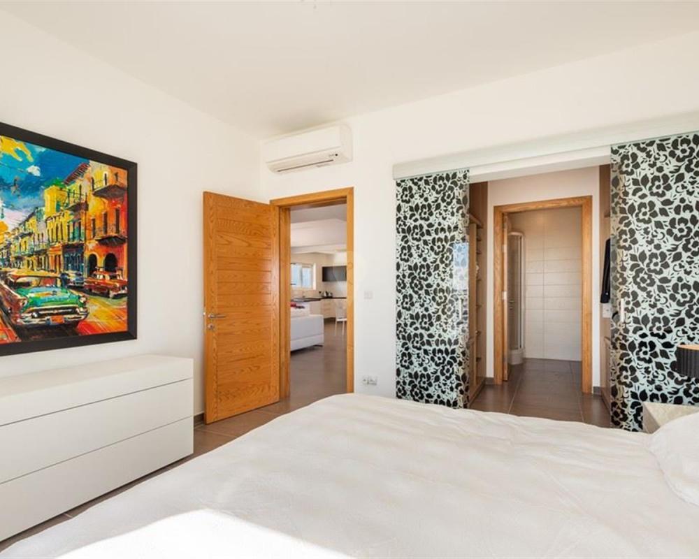 Property in Sliema - Image 16