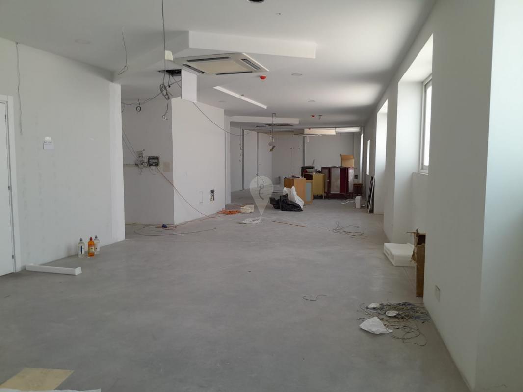 Retail / Shops / Clinics in Fgura - REF 72280