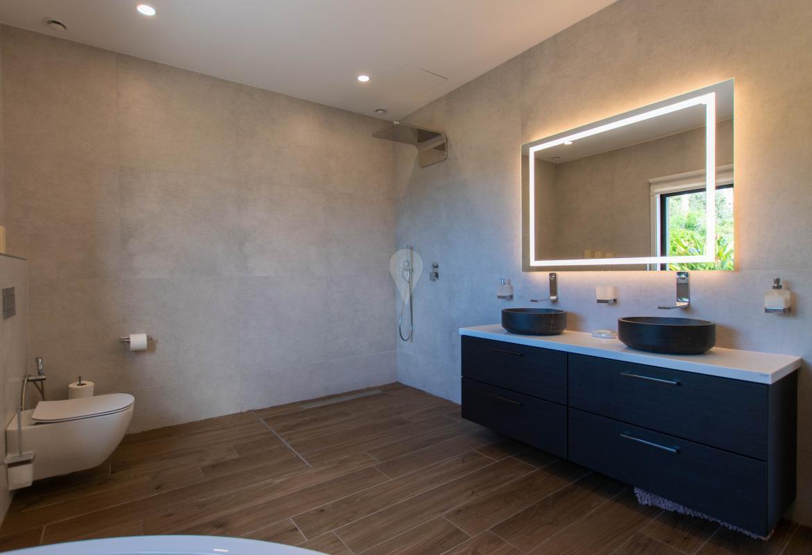 Property in Mellieha - Image 24