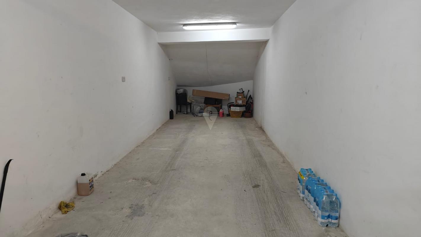 Garage/Parking Space in Bugibba - REF 72563