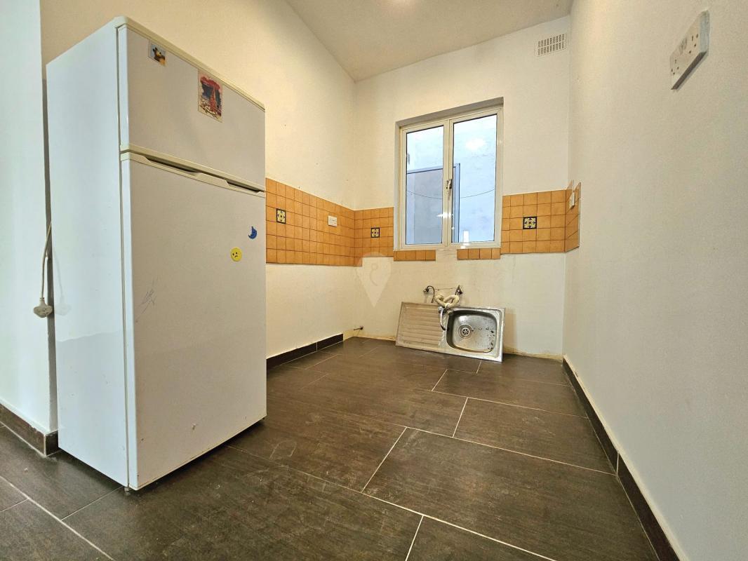 Apartment in Birkirkara - REF 72635
