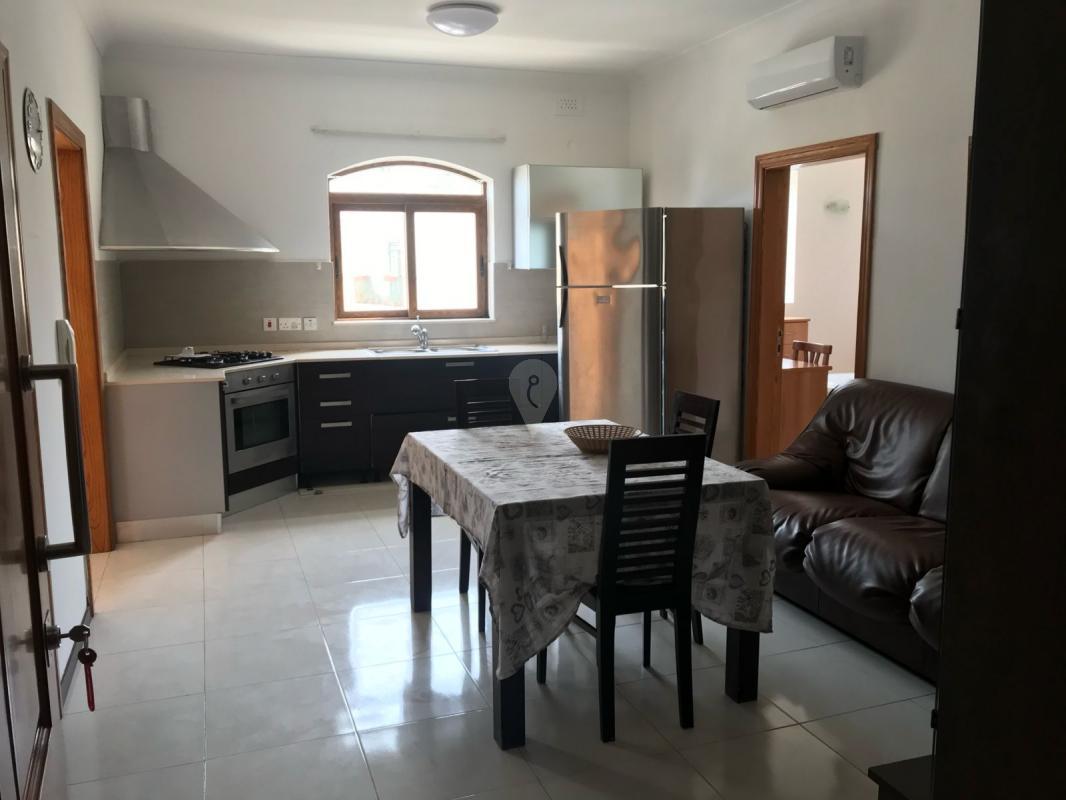 Apartment in Birkirkara - REF 73452