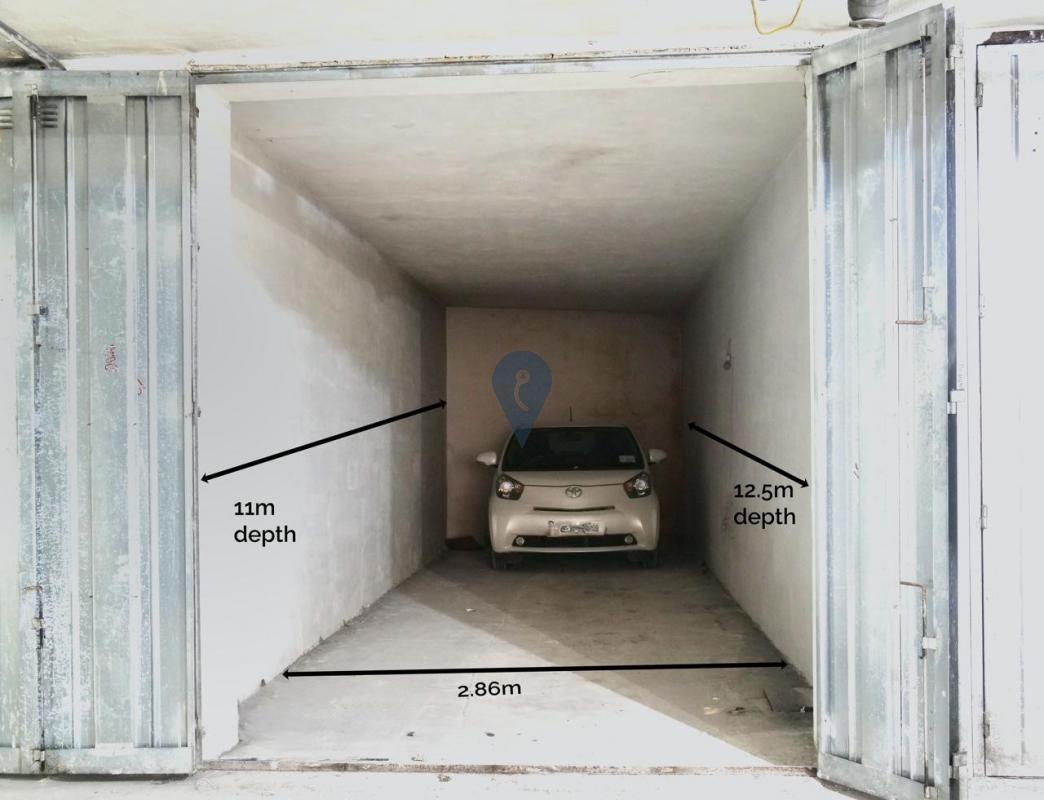 Garage/Parking Space in St. Paul's Bay - REF 74390