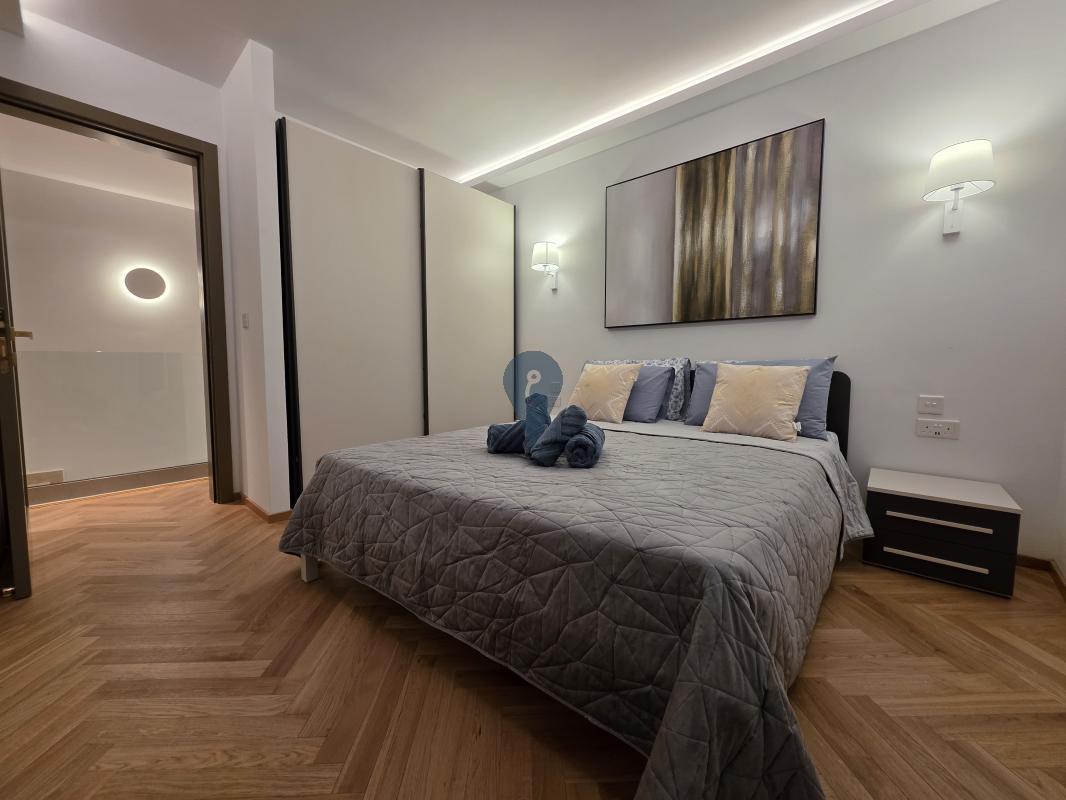 Property in Floriana - Image 14