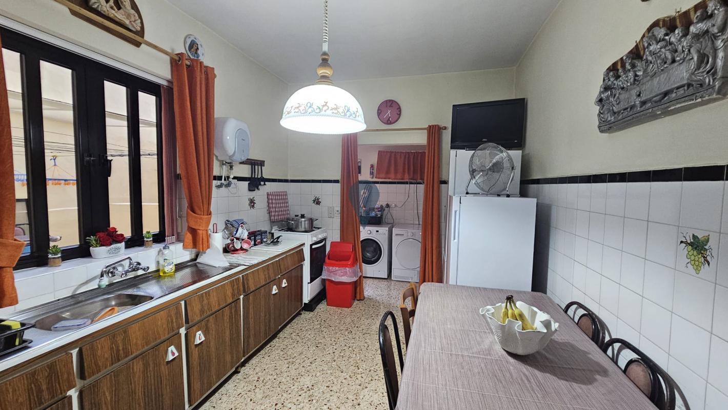 Apartment in Qormi - REF 76392