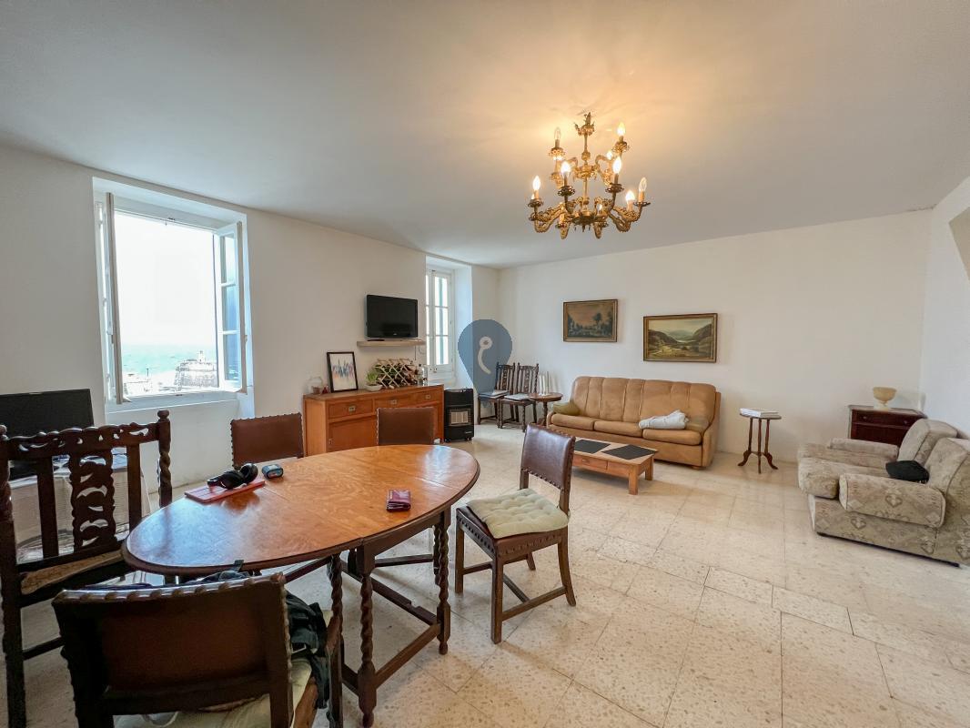 Apartment in Valletta - REF 76674