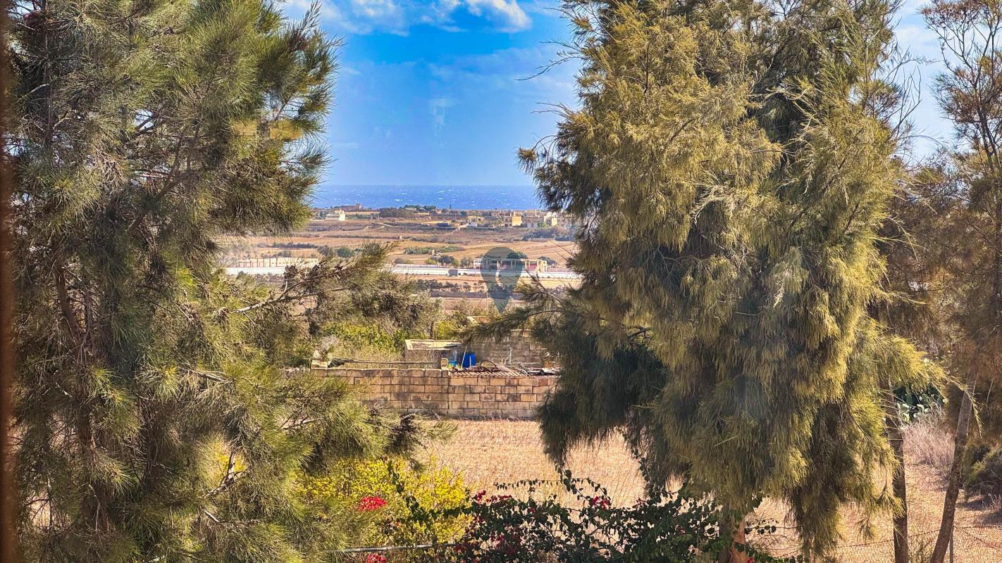 House of Character in Gozo - Xaghra - REF 76779