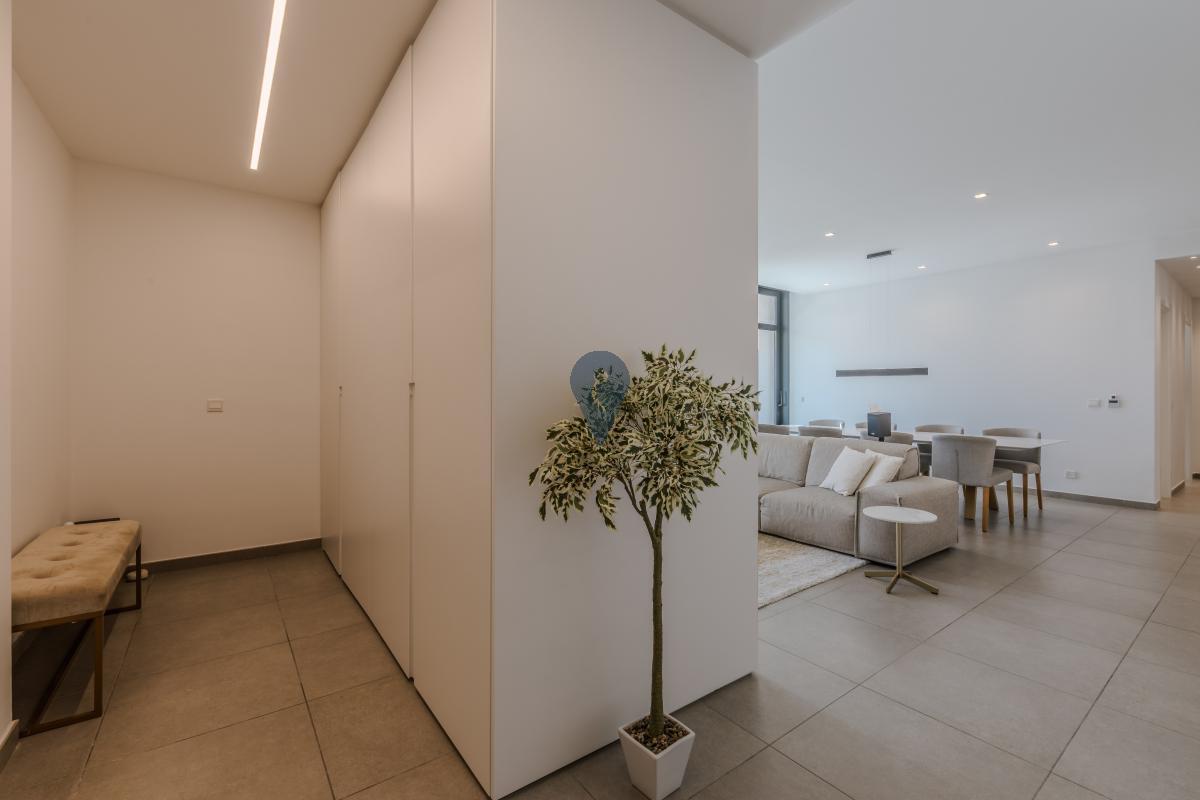 Property in St. Julians - Image 6