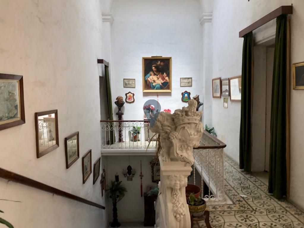 Property in Valletta - Image 3