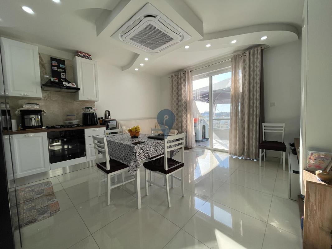 Penthouses in Gzira - REF 79769