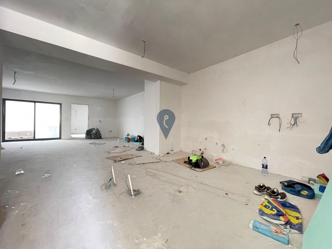 Ground Floor Maisonette in Gzira - REF 80426