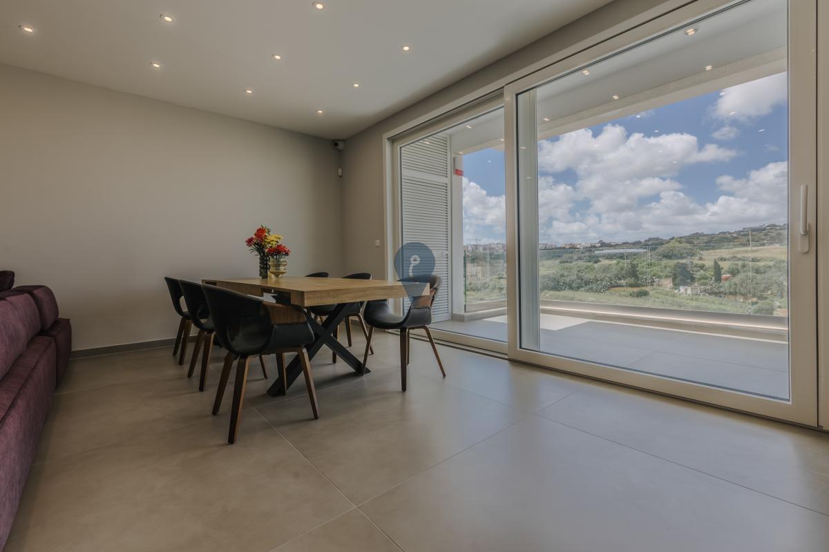 Property in Swieqi - Image 2