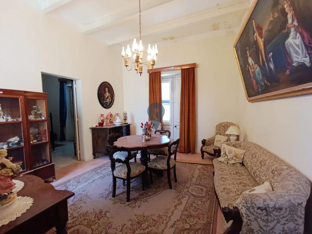 Townhouses in Siggiewi - REF 80853