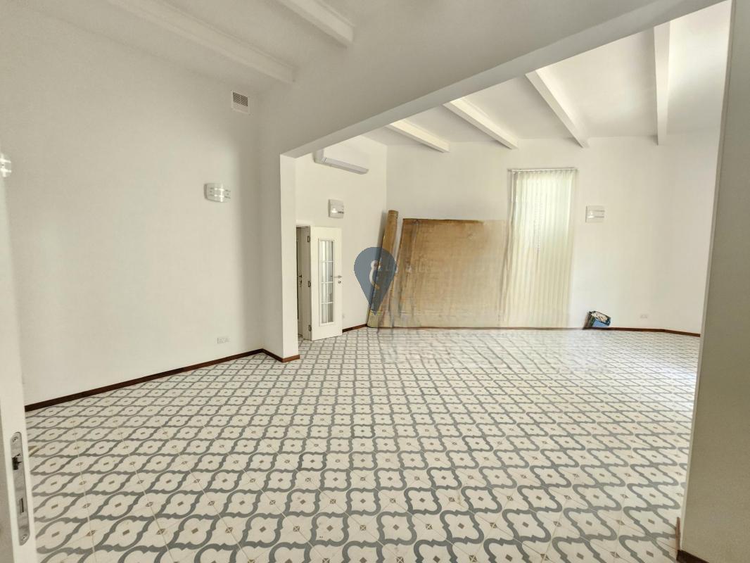 Townhouses in Kalkara - REF 81575