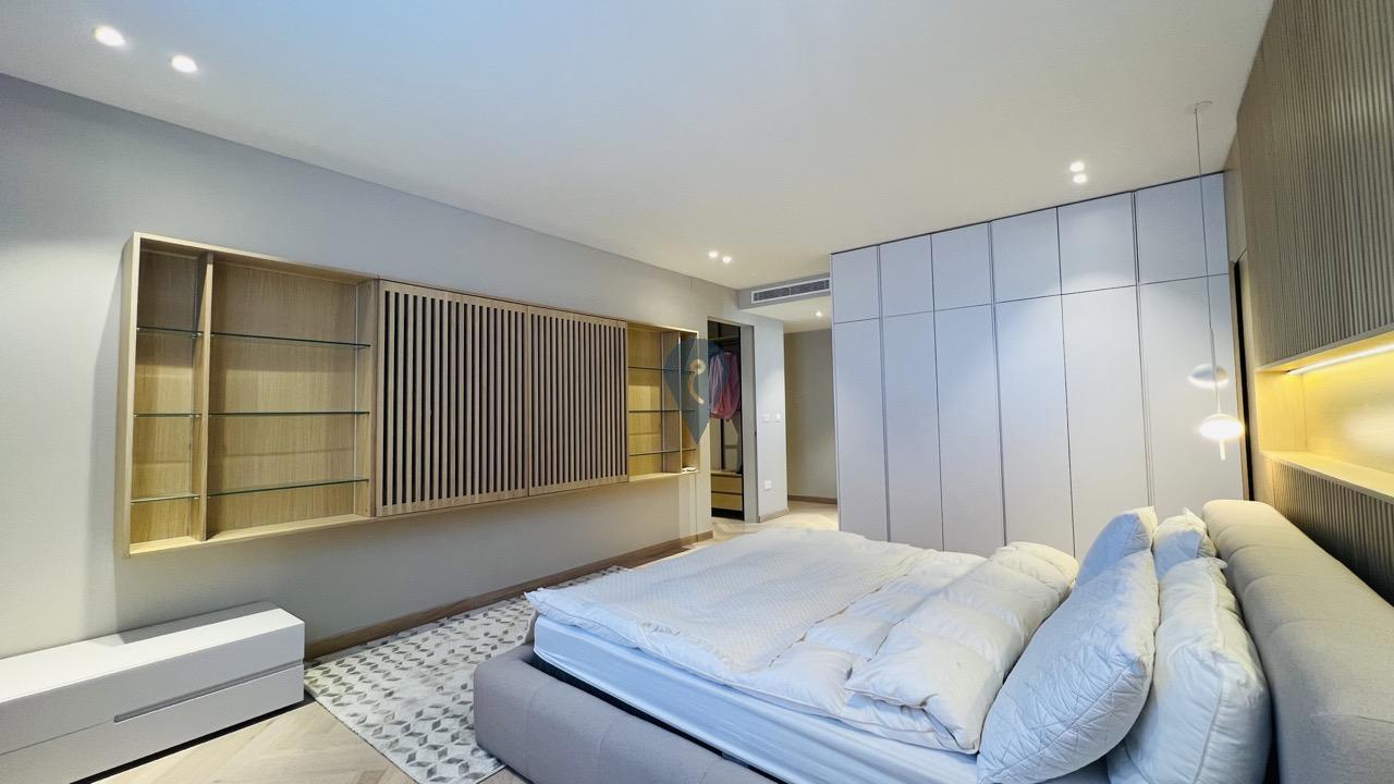 Property in Swatar - Image 14