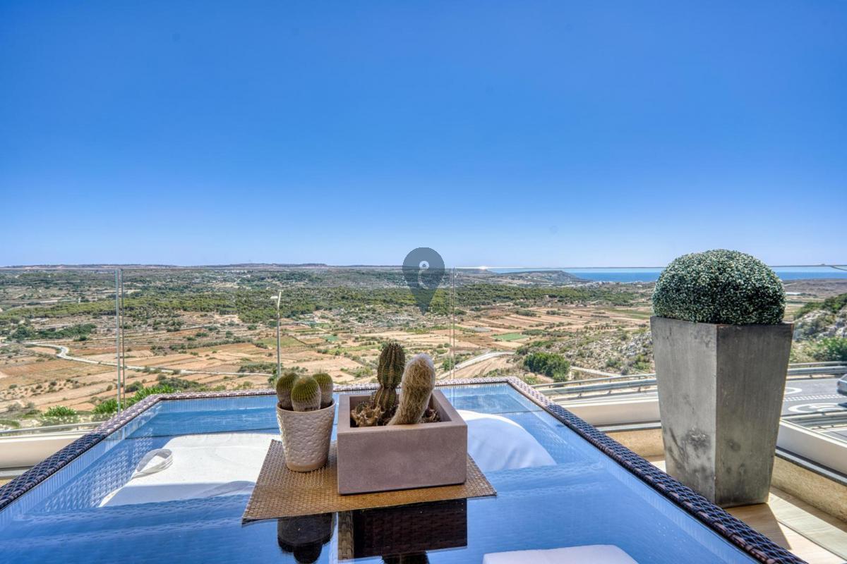 Apartment in Mellieha - REF 82389